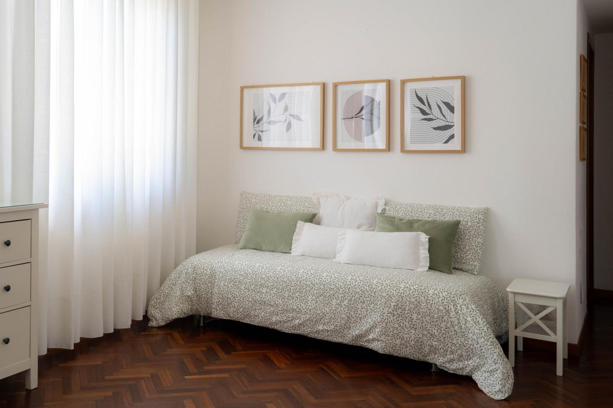 Casa Di Anna Apartment เปซาโร ภายนอก รูปภาพ